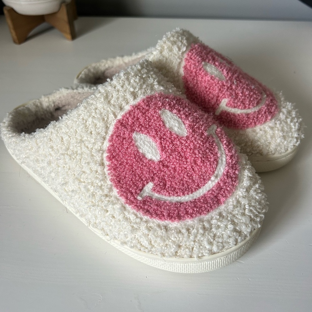 Cozy Cream Slippers with Pink Smiley Face